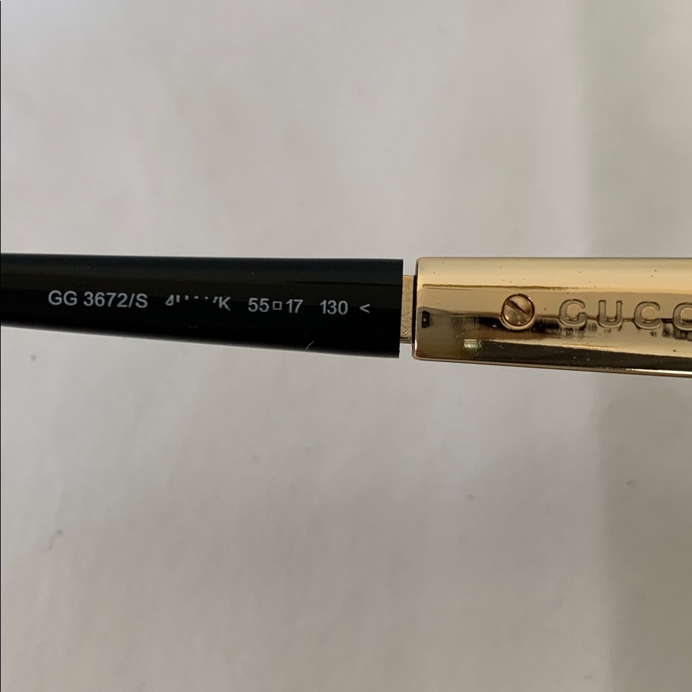Gucci Black Frame Sunglasses - Picture 13 of 15